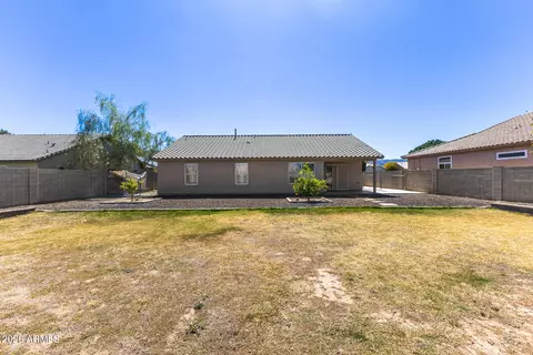 Exterior - 1322 E Harwell Rd, Phoenix, AZ 85042 photo 3 of 6