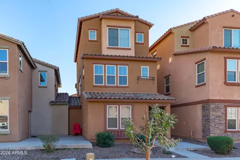 7751 W Pipestone Pl, Phoenix, AZ 85035