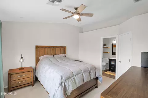 Bedroom - 2250 E Deer Valley Rd #94, Phoenix, AZ 85024 photo 2 of 2