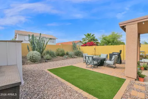 Exterior - 2250 E Deer Valley Rd #94, Phoenix, AZ 85024 photo 6 of 8