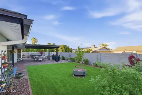 12618 W Paintbrush Dr, Sun City West, AZ 85375
