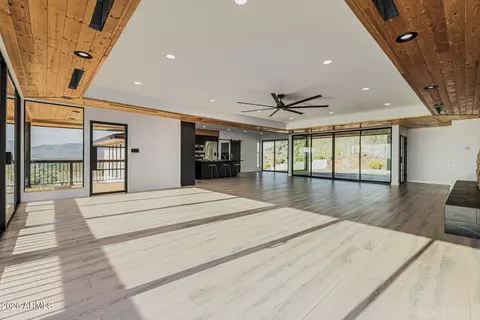 6111 E Victoria Dr, Cave Creek, AZ 85331