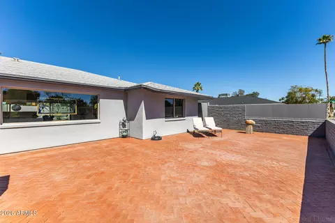 Exterior - 644 E La Jolla Dr, Tempe, AZ 85282 photo 4 of 9