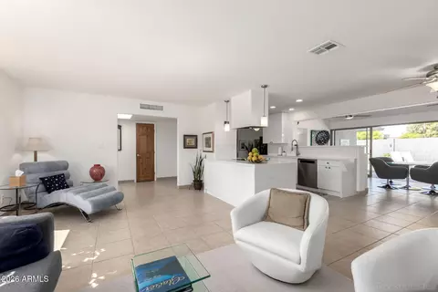 Living - 644 E La Jolla Dr, Tempe, AZ 85282 photo 2 of 2
