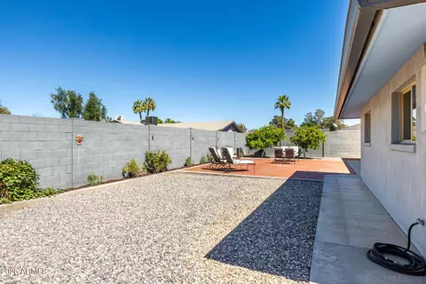 Exterior - 644 E La Jolla Dr, Tempe, AZ 85282 photo 7 of 9