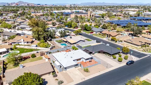 View/Area - 644 E La Jolla Dr, Tempe, AZ 85282 photo 9 of 10