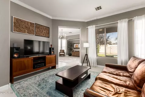Living - 1865 S Morrison Ln, Gilbert, AZ 85295 photo 2 of 3