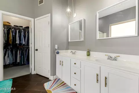 Bath - 1865 S Morrison Ln, Gilbert, AZ 85295 photo 1 of 3