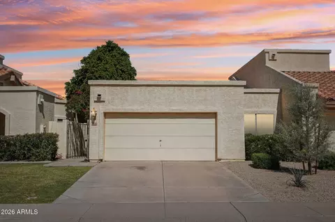 2308 W Comstock Dr, Chandler, AZ 85224