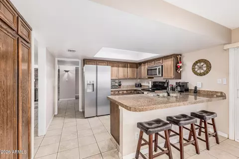 Kitchen - 4302 E Cherokee St, Phoenix, AZ 85044 photo 1 of 2