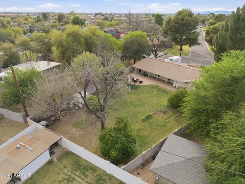 View/Area - 5711 N 12th Ave, Phoenix, AZ 85013 photo 1 of 2