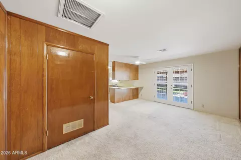 Living - 6708 N 41st Ln, Phoenix, AZ 85019 photo 8 of 8