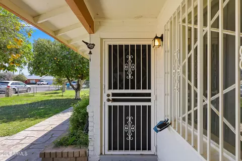 Exterior - 6708 N 41st Ln, Phoenix, AZ 85019 photo 2 of 9