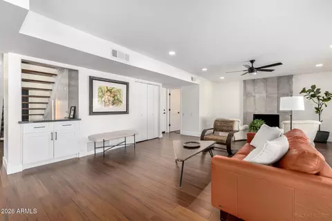 Living - 1546 E Windjammer Way, Tempe, AZ 85283 photo 3 of 7
