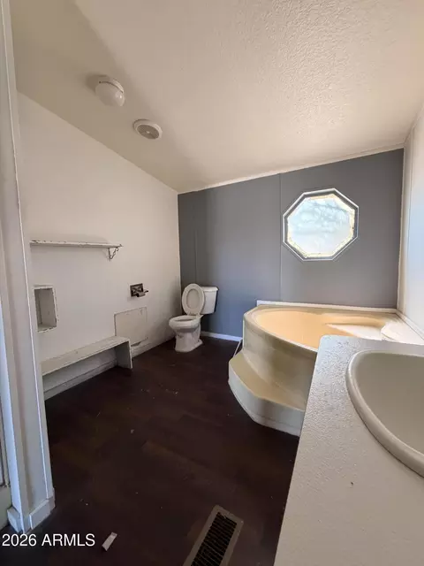 233 5th Ave E, Buckeye, AZ 85326 photo 3