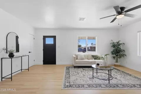 3216 E Pierce St, Phoenix, AZ 85008 photo 8