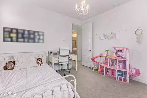 Bedroom - 1478 E Lodgepole Dr, Gilbert, AZ 85298 photo 6 of 8