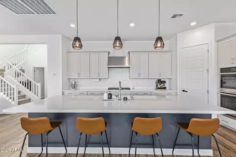 Kitchen - 1478 E Lodgepole Dr, Gilbert, AZ 85298 photo 2 of 4