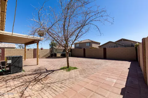 Exterior - 6311 W Williams St, Phoenix, AZ 85043 photo 7 of 9