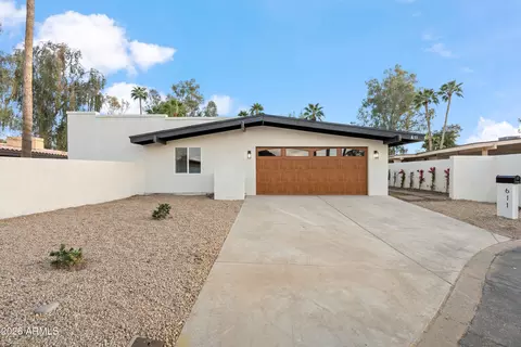 611 W Gibraltar Ln, Phoenix, AZ 85023