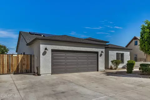 210 W Sunland Ave, Phoenix, AZ 85041