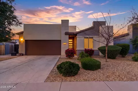 3504 E Ravenswood Dr, Gilbert, AZ 85298