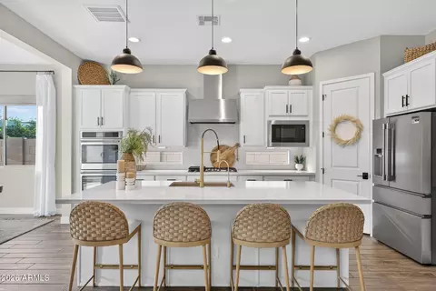 Kitchen - 3835 E Austin Dr, Gilbert, AZ 85296 photo 5 of 5