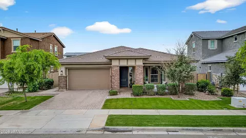 Exterior - 3835 E Austin Dr, Gilbert, AZ 85296 photo 9 of 12