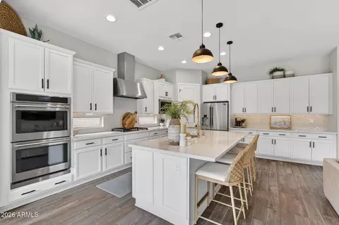 Kitchen - 3835 E Austin Dr, Gilbert, AZ 85296 photo 3 of 5