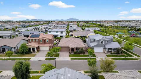 View/Area - 3835 E Austin Dr, Gilbert, AZ 85296 photo 3 of 36