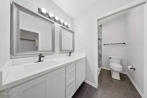 Bath - 461 E Merrill Ave, Gilbert, AZ 85234 photo 2 of 3