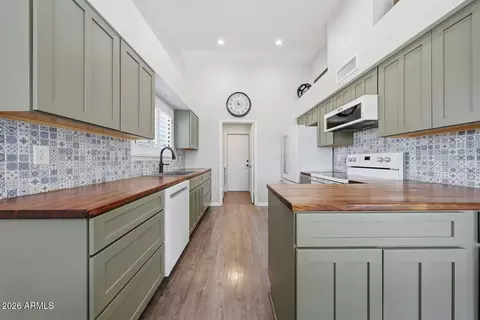 Kitchen - 461 E Merrill Ave, Gilbert, AZ 85234 photo 1 of 2