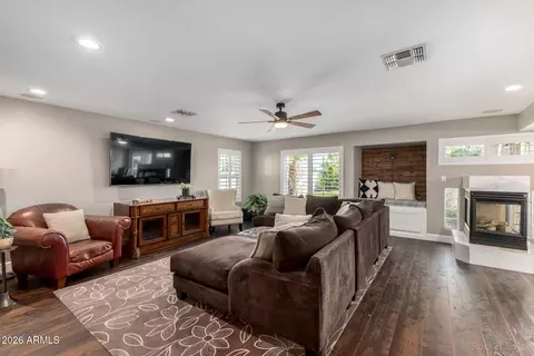 2611 E Catclaw St, Gilbert, AZ 85296 photo 8