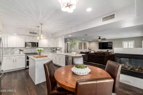2611 E Catclaw St, Gilbert, AZ 85296 photo 7