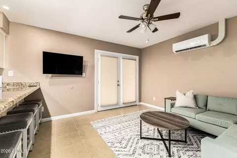 Living - 2537 E La Jolla Dr, Tempe, AZ 85282 photo 3 of 3