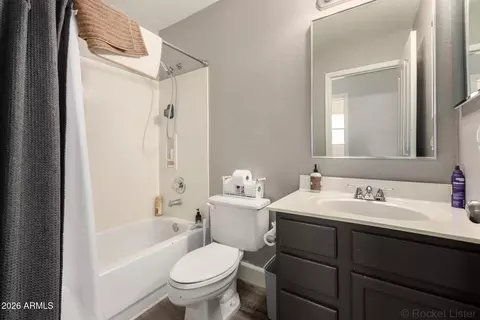 Bath - 314 S Sandstone St, Gilbert, AZ 85296 photo 5 of 5