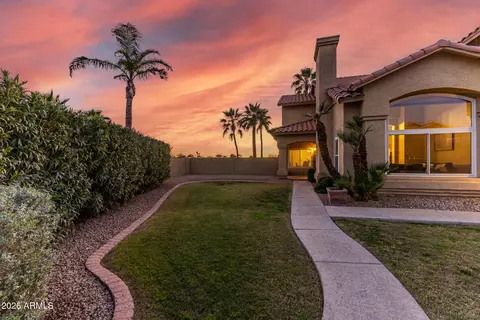 Exterior - 314 S Sandstone St, Gilbert, AZ 85296 photo 7 of 16