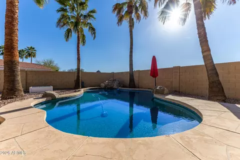 Exterior - 314 S Sandstone St, Gilbert, AZ 85296 photo 14 of 16