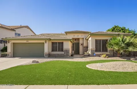549 E Sheffield Ave, Gilbert, AZ 85296