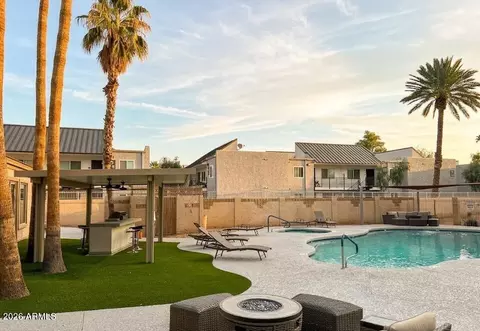 Exterior - 920 E Devonshire Ave #4023, Phoenix, AZ 85014 photo 2 of 2