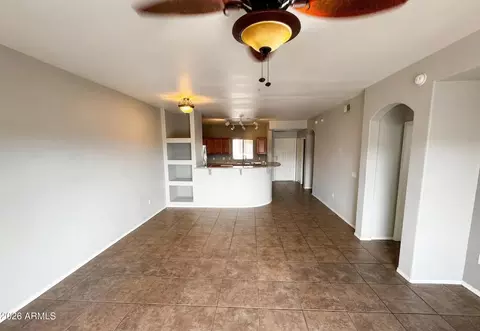 Living - 920 E Devonshire Ave #4023, Phoenix, AZ 85014 photo 1 of 1