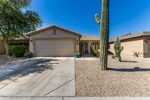 30402 N Sunray Dr, San Tan Valley, AZ 85143