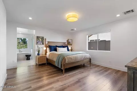 Bedroom - 532 N Falcon Dr, Gilbert, AZ 85234 photo 3 of 5