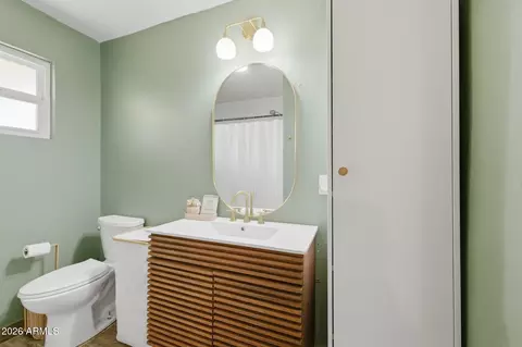 Bath - 962 E 8th Pl, Mesa, AZ 85203 photo 1 of 4