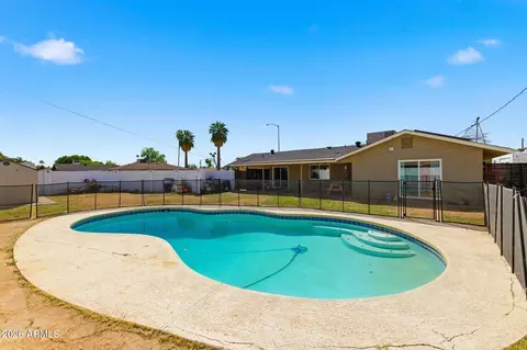 Exterior - 962 E 8th Pl, Mesa, AZ 85203 photo 2 of 4