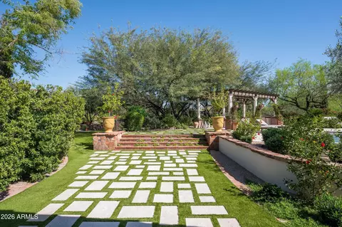 Exterior - 6201 N 20th St, Phoenix, AZ 85016 photo 5 of 9