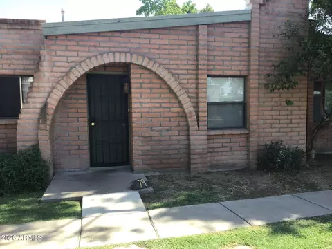 4409 E Hubbell St #79, Phoenix, AZ 85008