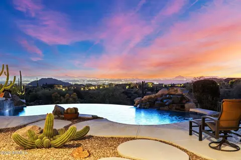 4252 N Diamond Pt, Mesa, AZ 85207