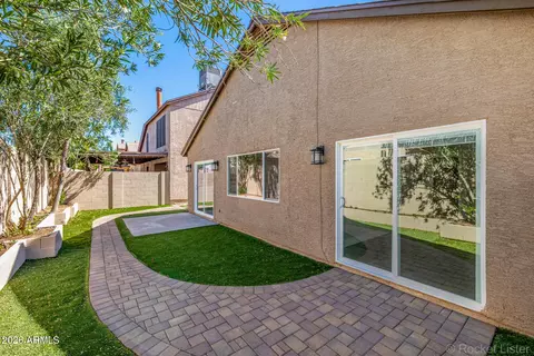 Exterior - 412 E Utopia Rd, Phoenix, AZ 85024 photo 5 of 7