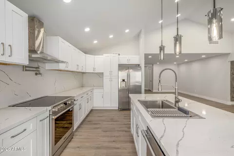Kitchen - 412 E Utopia Rd, Phoenix, AZ 85024 photo 1 of 4